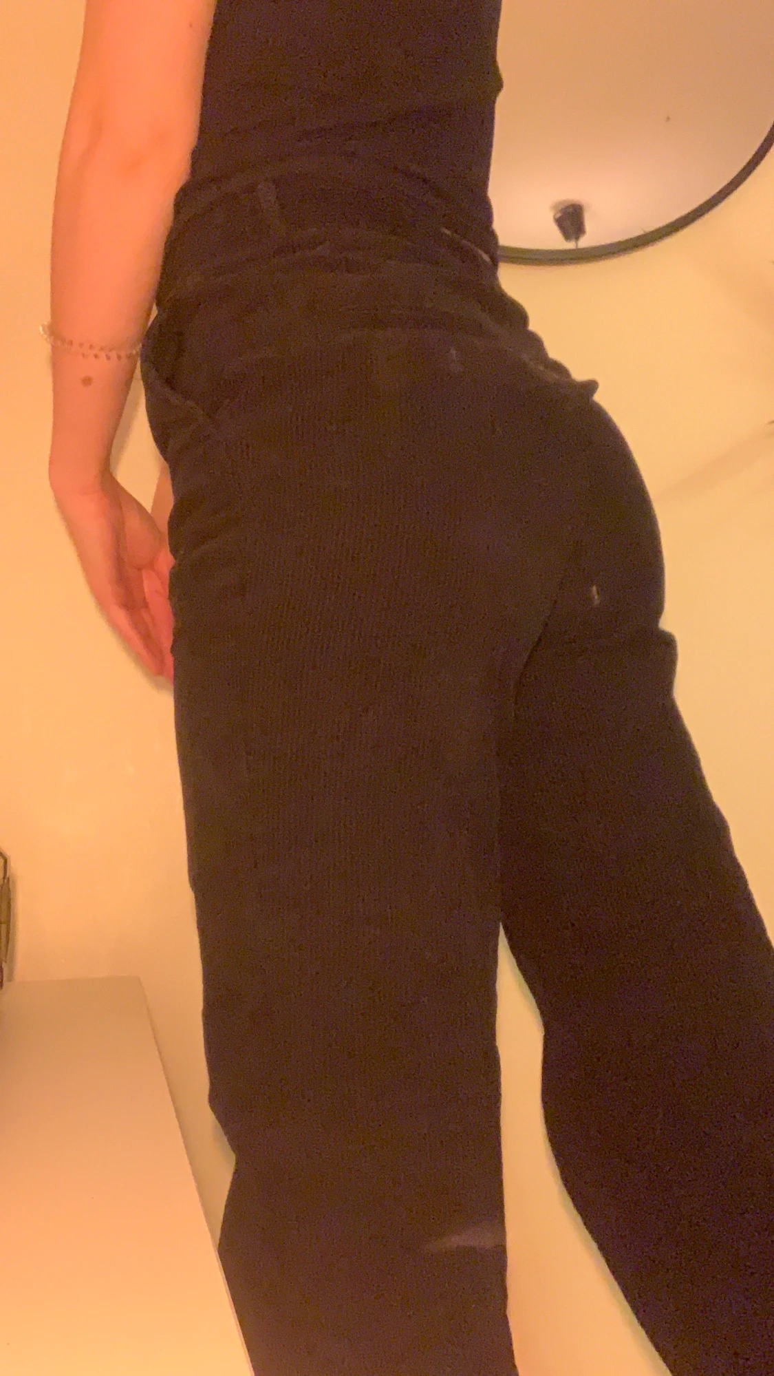 Byxor i manchestertyg