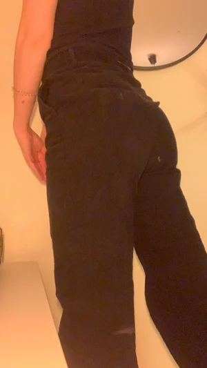 Byxor i manchestertyg - Byxor i manchestertyg sparsamt använda! 