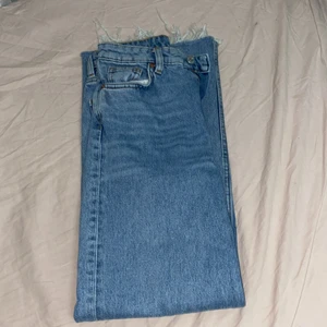 Blåa jeans från monki  - Aldrig använt 