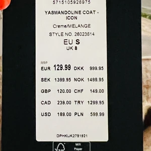 Väldigt fin Yasmandoline COAT St S - väldigt fint och snyggt kappa Yasman COAT fick som present men fel storlek säkjer bara för 500kr ☺️