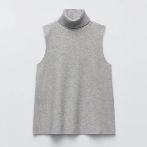 Topp - Superfin, oanvänd topp från zara❣️ storlek m men passar mig som vanligtvis har xs/s💗