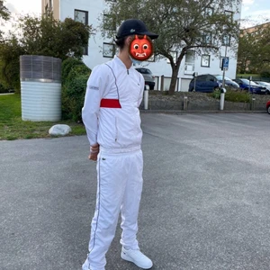 Lacoste dress  - Fräsch lacoste adress som jag har använt max 5 gånger 