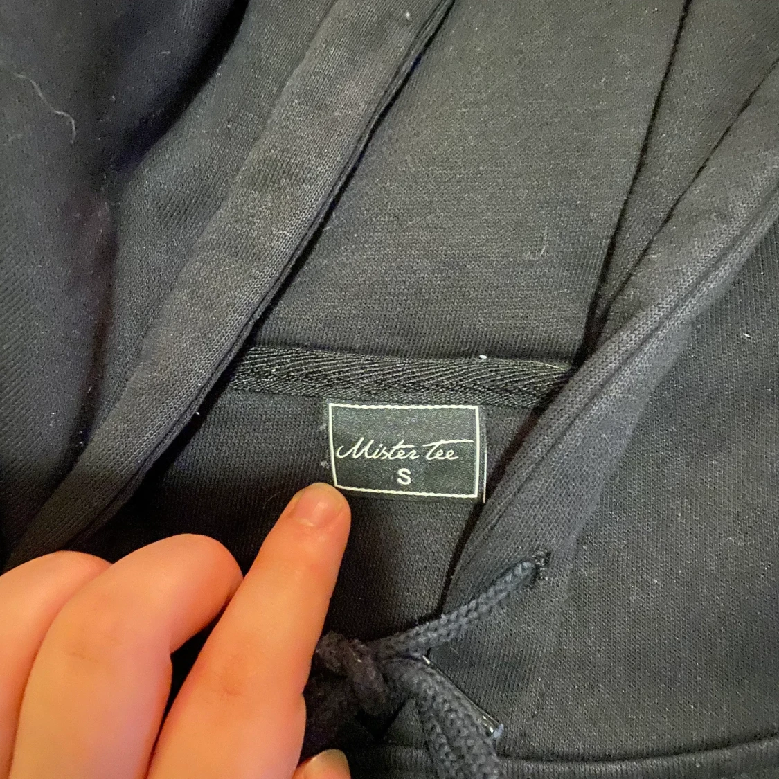 Svart hoodie med tryck - 91