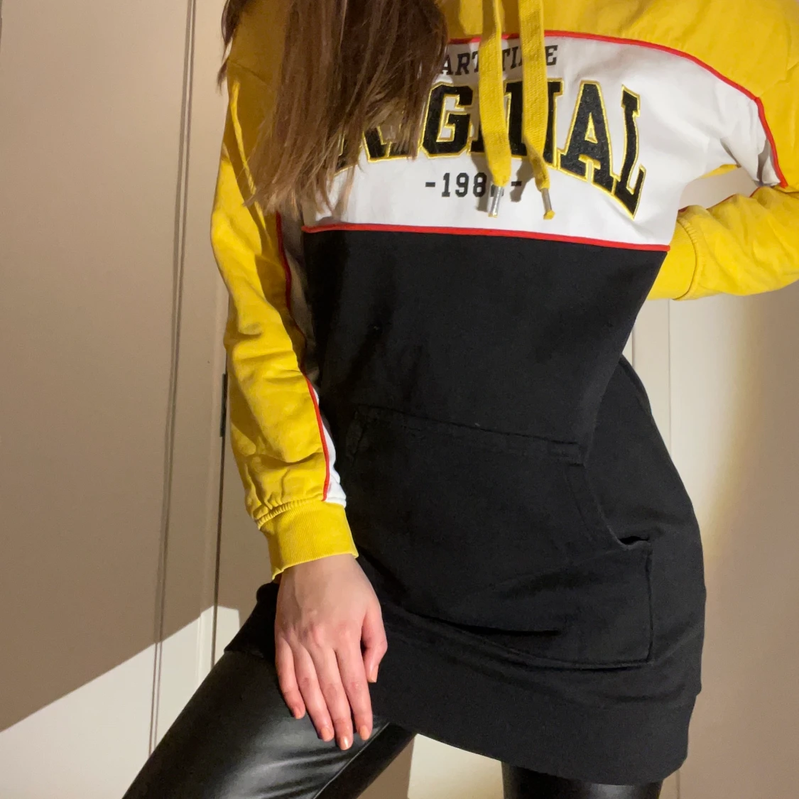 H&M Long Hoodie Size 34 - 90