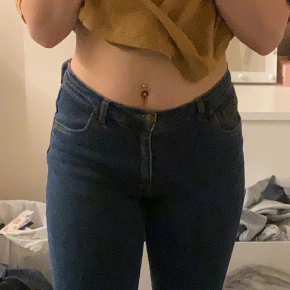 Mörkblå jeans storlek 40