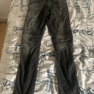 Reign Italia Jeans - Fina jeans köpta från Zgander. Använda va 5 ggr,