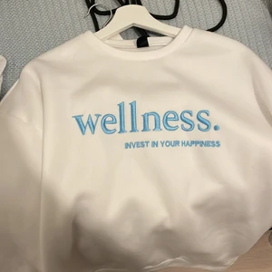 Shein sweatshirt oversized - Shein wellness. Sweatshirt m e litet tryck 