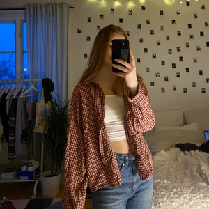 Skjorta - Skjorta från pull&bear, skitsnygg modell!! 