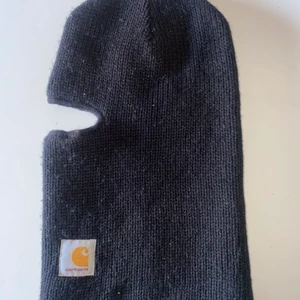 Carhartt Ski Mask - tvättad och knappt använd, försöker bara rensa garderoben hemma :) pris kan såklart diskuteras samt frakt 