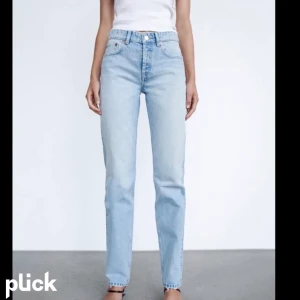 Zara jeans - Ljusblå slutsålda jeans från Zara. Superfina i storlek 34! 💙