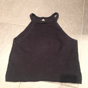 Stickad topp - Svart stickad topp från Lindex❣️ Storlek S