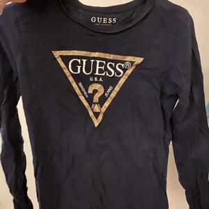 Guess long sleeve - Använd men i nyskick