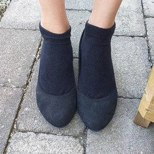 Klackskor  - Frakt ingår inte! Väldigt fina och snygga men dem är tyvärr för små för mig❤