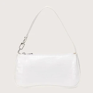 Vit Baguetteväska från shein  - Använd typ 3 gånger! Superbra skick 🥰 passar till allt! 