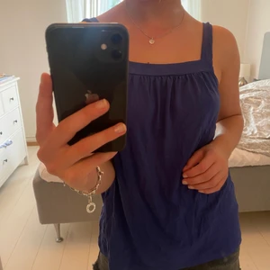 Filippa K linne - Jätte fint linne från Filippa K! Inga slitningar och bra skick. 