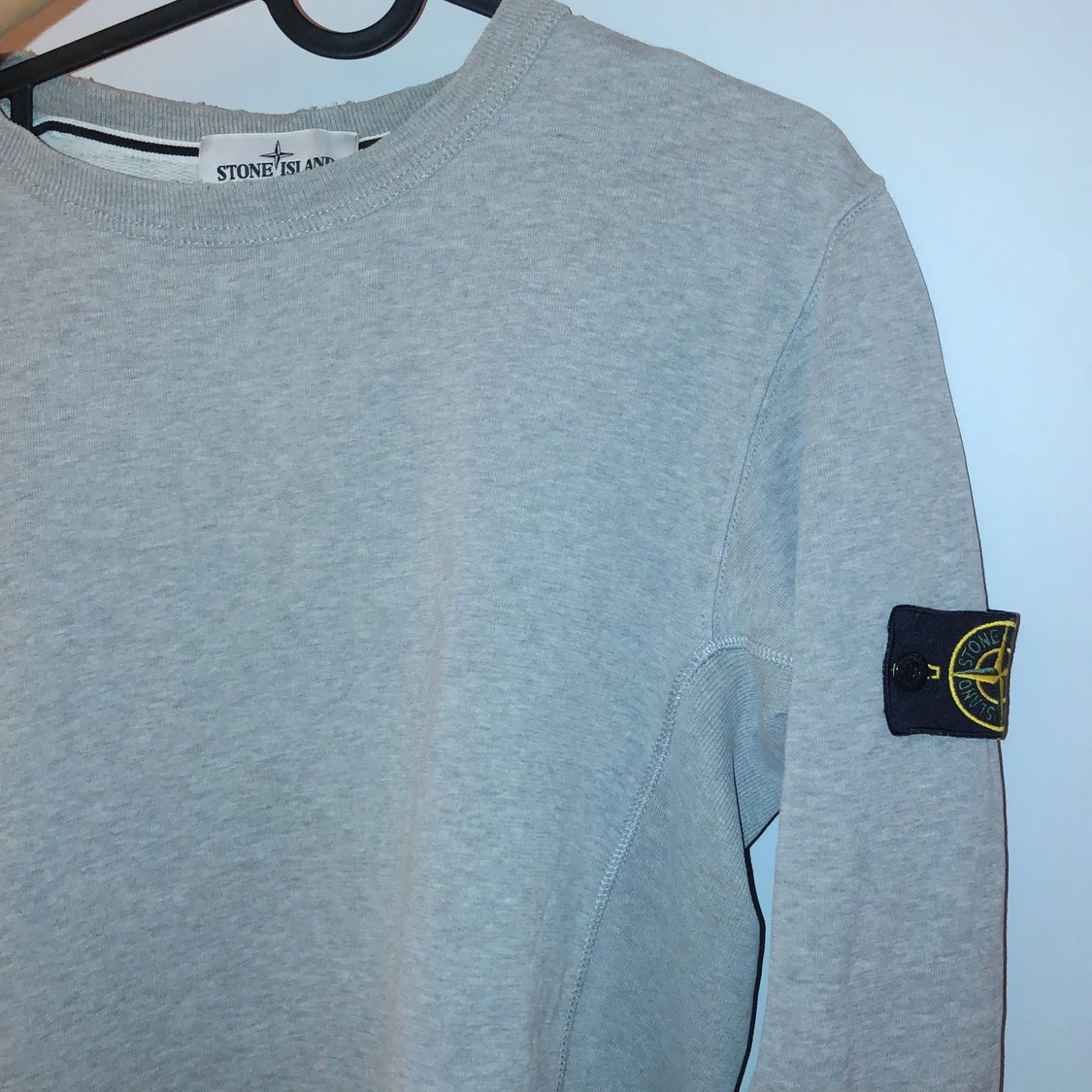 Grå stone island tröja - 90