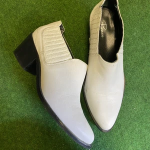 Cowboy boots - Fräscha cowboy boots från Rizzo🤍