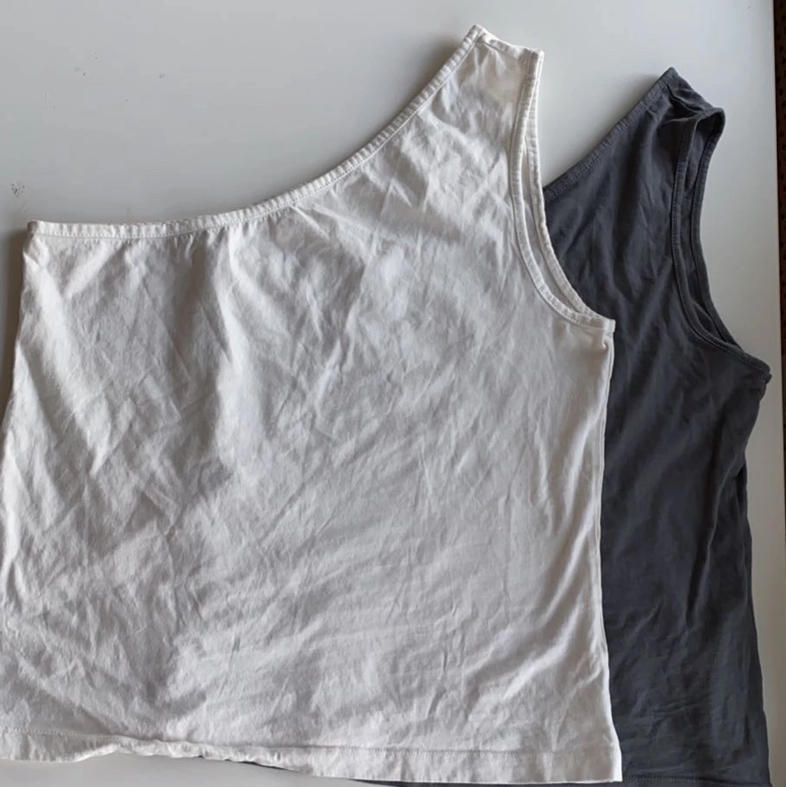 2 toppar från Nelly