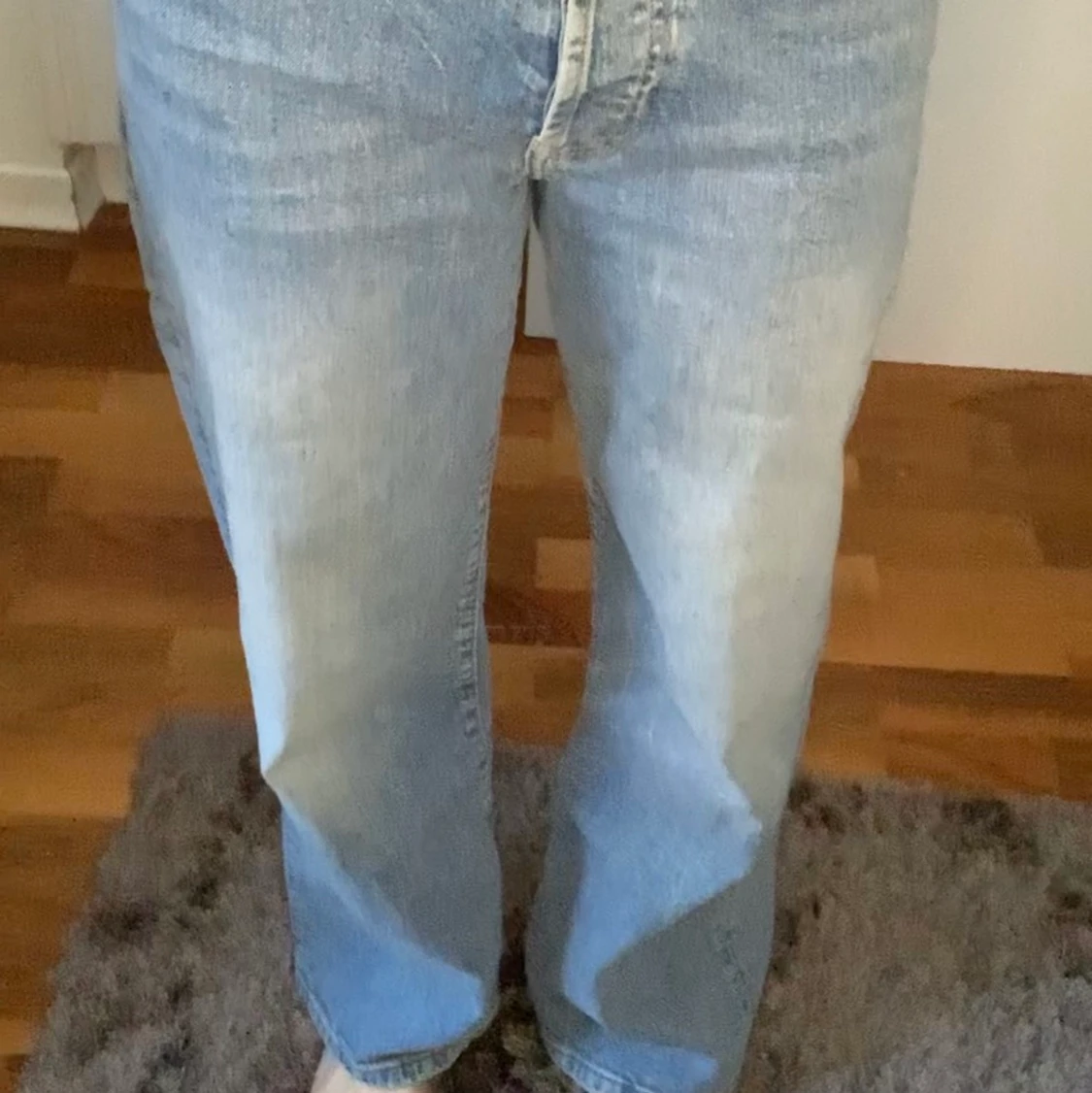 Högmidjade jeans strl 25 - 90
