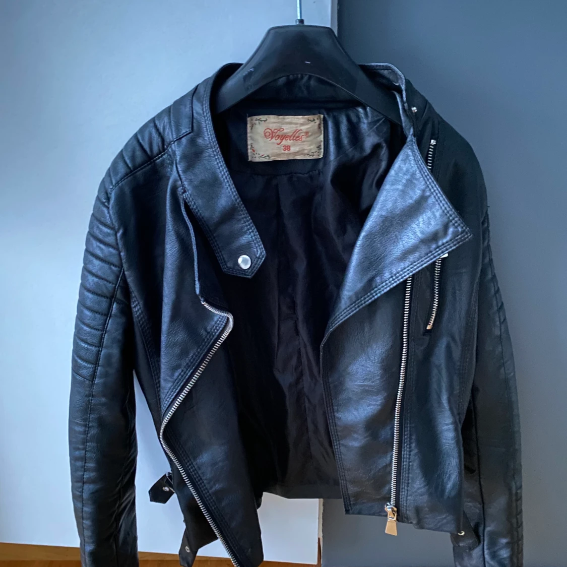 Chiquelle skinnjacka - 90