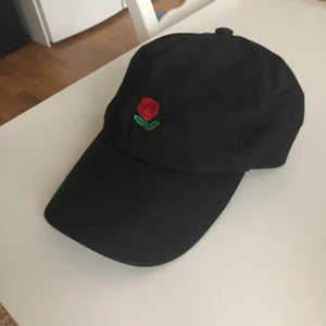 Keps  - Keps med ros,