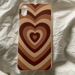 iPhoneskal  - iPhone xs Max skal ifrån shein! Brun/beige. Mjukt skal