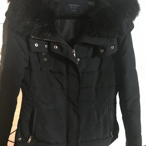 Zara jacka  - Zara Basic jacka svart Stl M