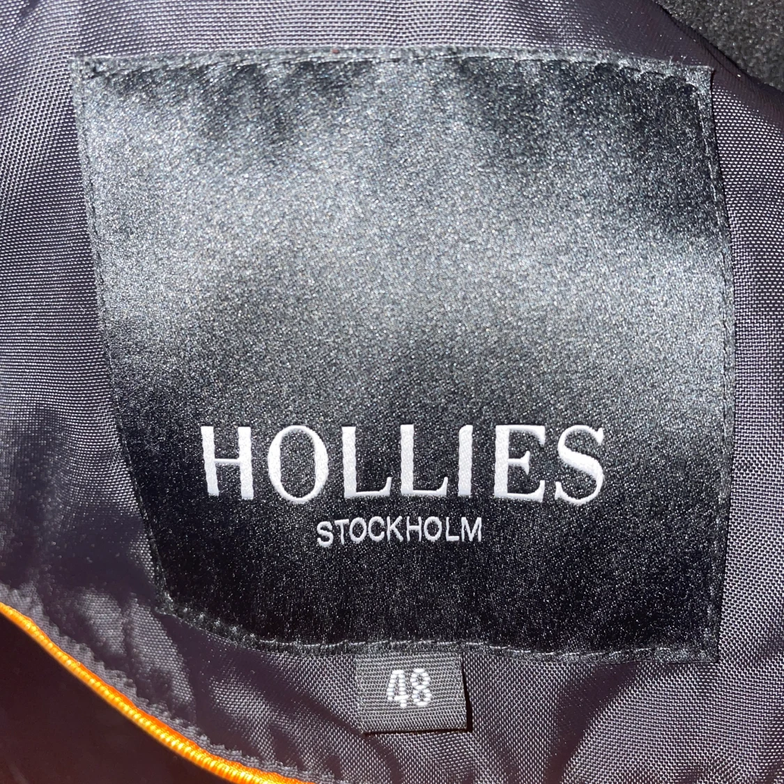 Svart Hollies jacka strl 48 - 91