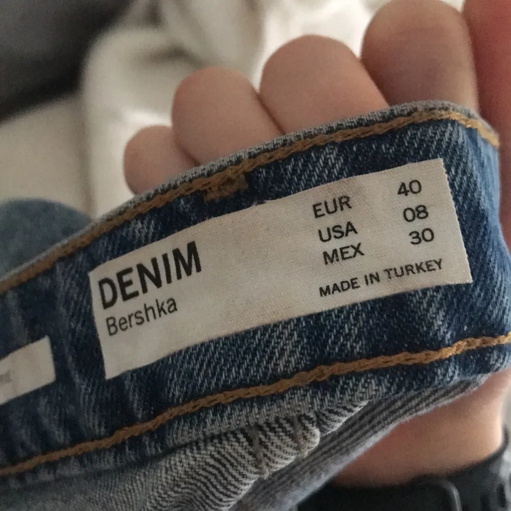 Supersnygga jeansshorts från Bershka! . Shorts.