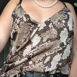 Linne ormskinnmönster - Lite luftig bra till sommaren 