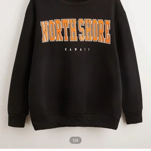 SÖKER - Söker denna tröja från shein i strl S, kan betala som max 120kr, hör av er🧡