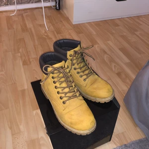 Fila kängorskor - Fila vinterkängor skor, bra skick strl 40/41