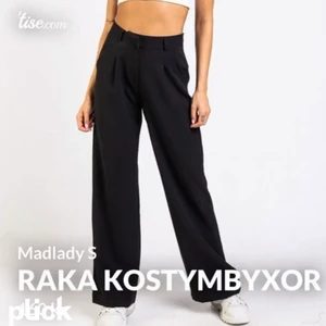 Madlady kostymbyxor  - Ett par jättefina kostymbyxor från madlady, säljer pågrund av att de var förstora för mig. Passar för en som är 165-175. Priset kan diskuteras 