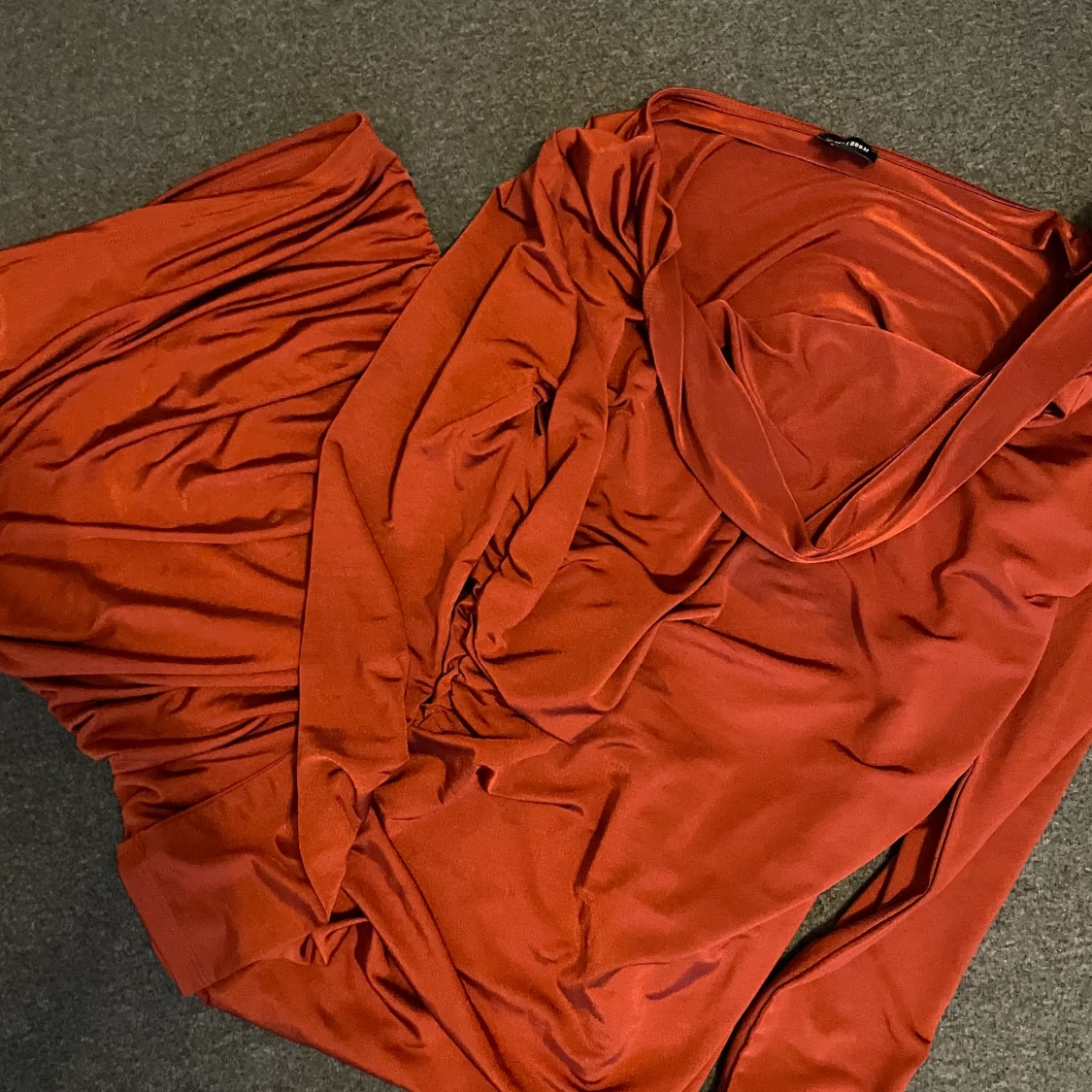 Helt ny klänning - 90