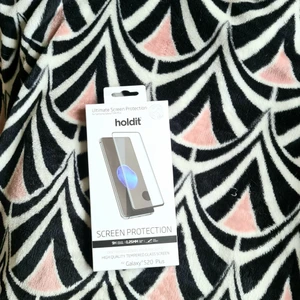 Skärmskydd  - Säljer skärmskydd till samsung galaxy s20 plus. För att köpa det fel.