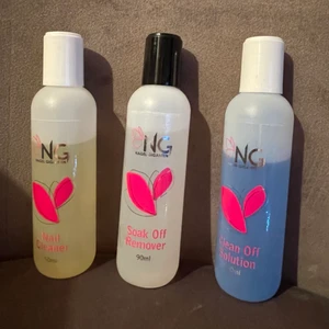 Gel nail solutions - Tre olika solutions för gel nails processen. En för att tvätta naglarna innan, en för att ta bort kladdig yta och en för att sedan ta bort hela nageln. Frakt beror på hur många du vill köpa. Man kan köpa en för 50kr exl frakt eller alla för 125kr exl frakt. Cirka 85% kvar i varje flaska 