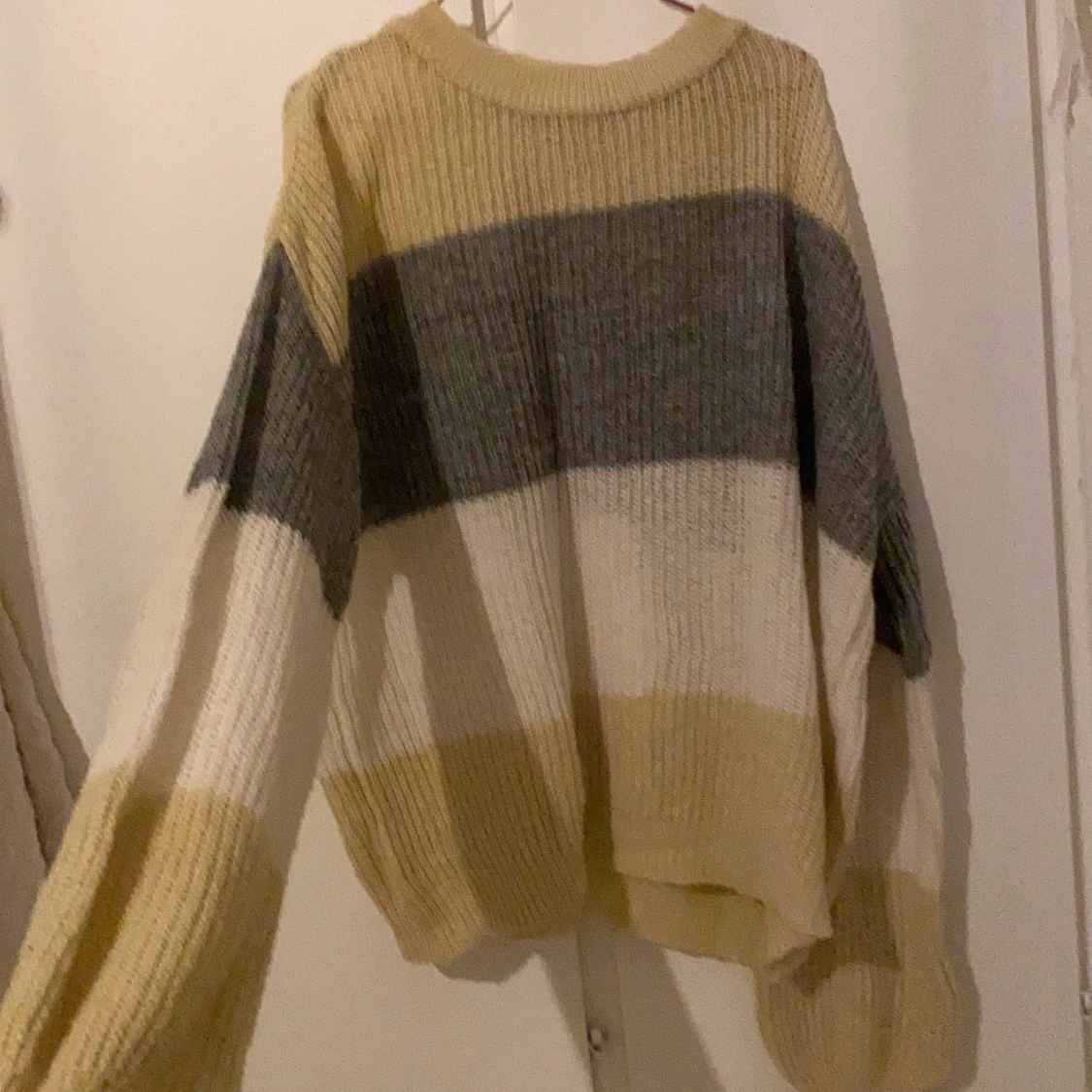 Stickad tröja