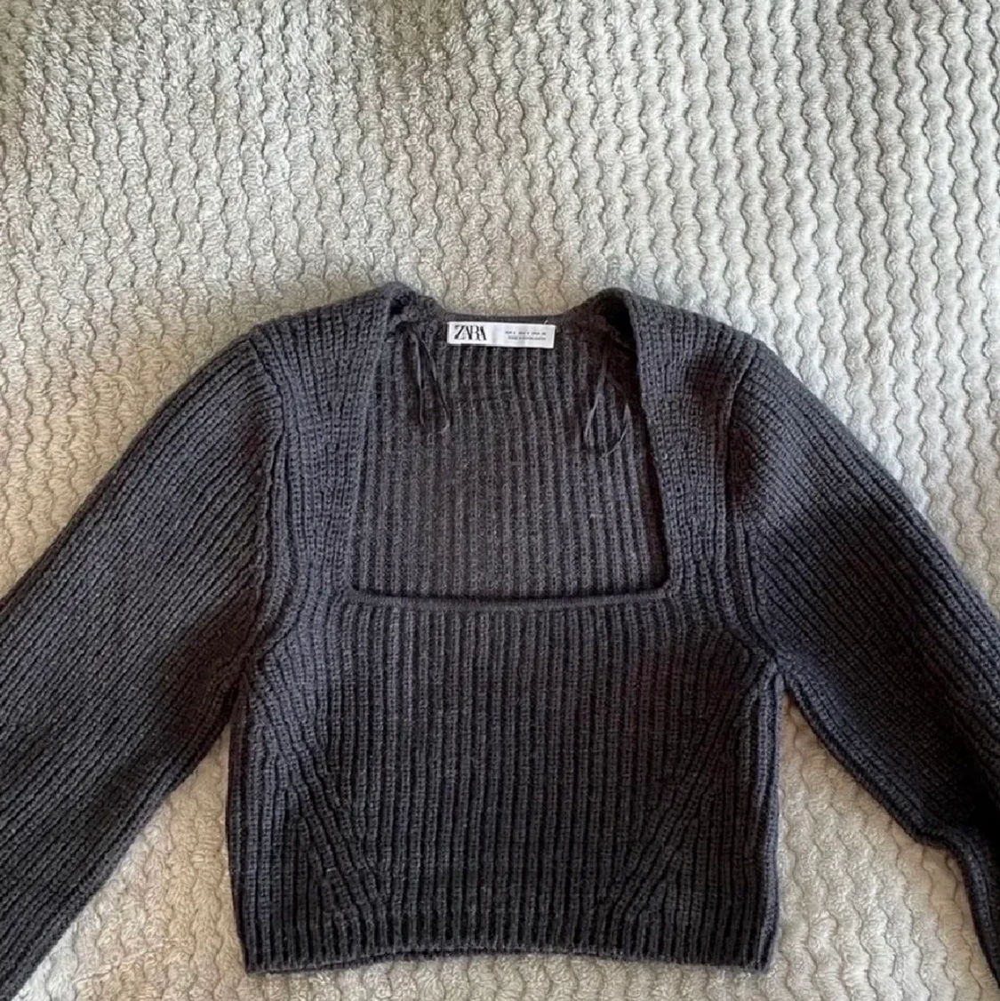Zara tröja