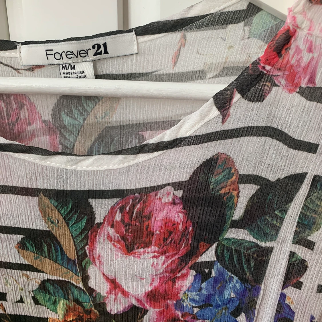 Snygg sommarblus strl M - 90