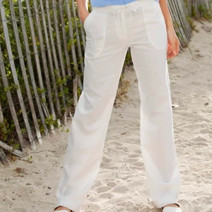 Linnebyxor - Superfina linnebyxor för sommaren! Lite overzise på stolek 34. Långa i benen!😊🌸 Köparen står för frakten 📦 