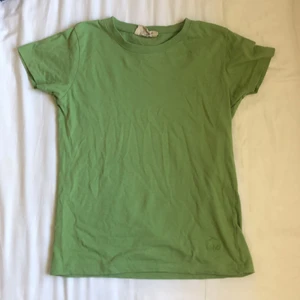 grön t-shirt - jätte fräsch grön t-shirt