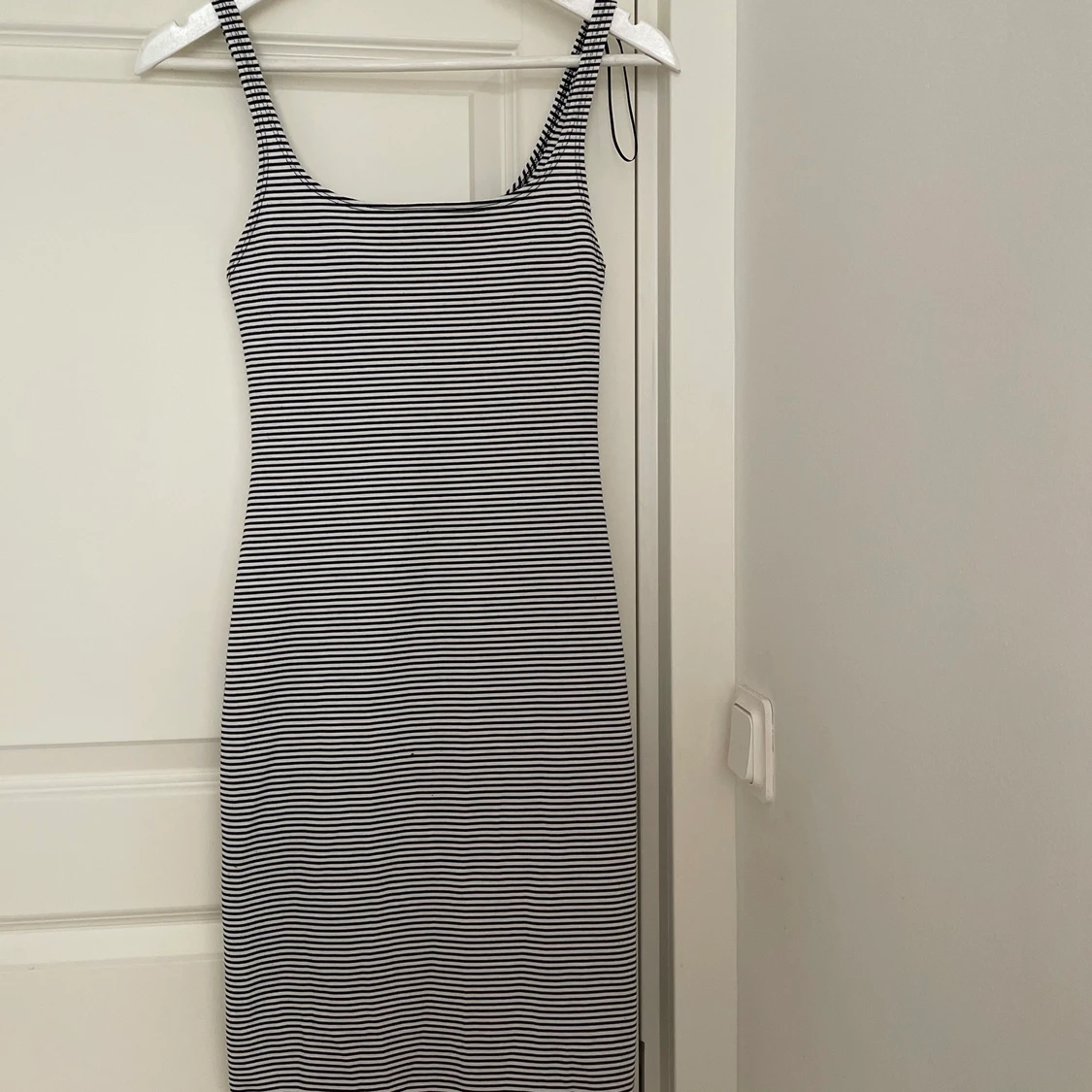 Zara figursydd klänning storlek s