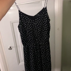 Jättegullig klänning  - Knappt använd 