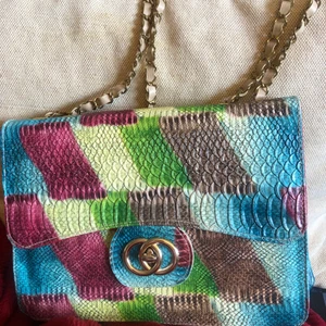 Handväska - Ursnygg använd några ggr