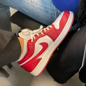 Jordans  - Low jordans strl.42