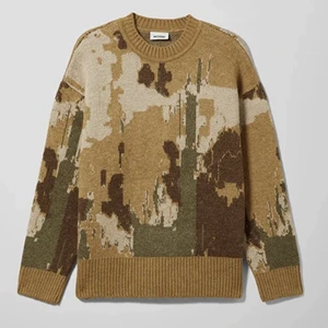 Skitmysig stickad tröja från Weekday - Nästan aldrig använd 🌼🌼 nypris 500kr