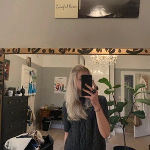 Stickad tröja🧸 - Från Zara använd inte alls mycket🥰