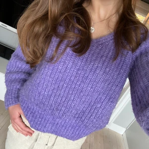 Stickad tröja - Jättefin stickad tröja ifrån mango