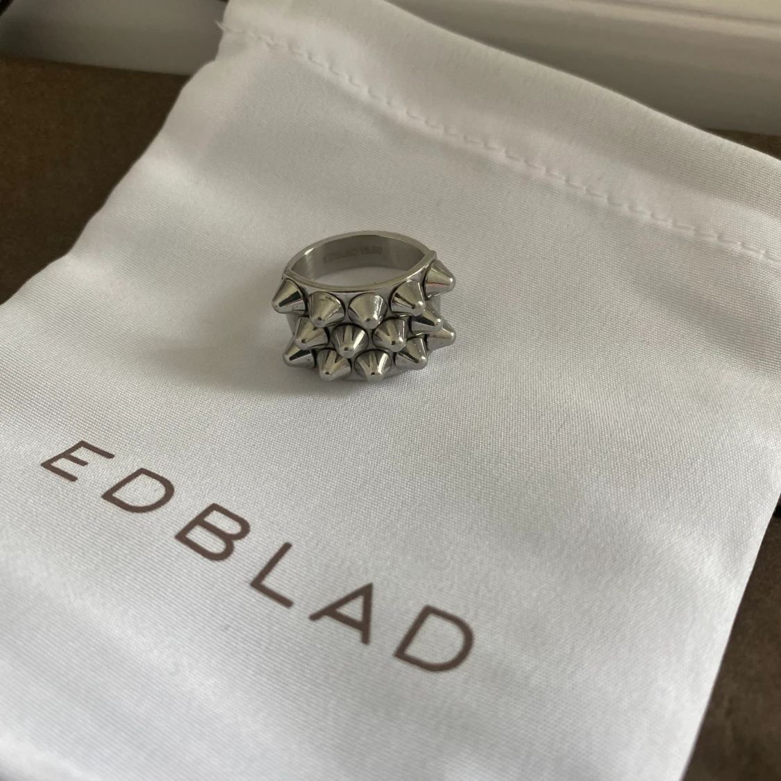 Edblad peak ring silver - 90