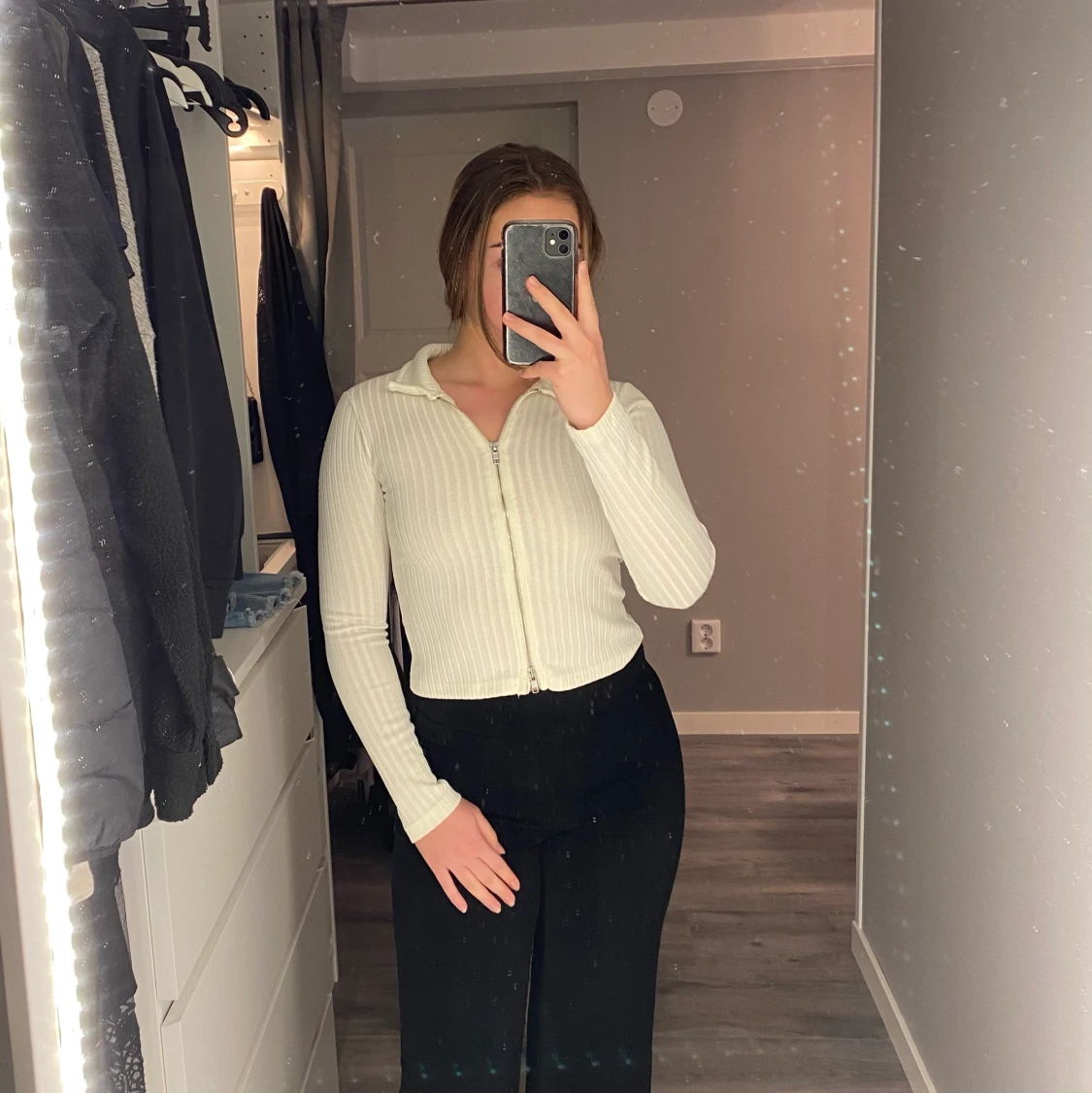 Super fin topp med dragkedja! - 91